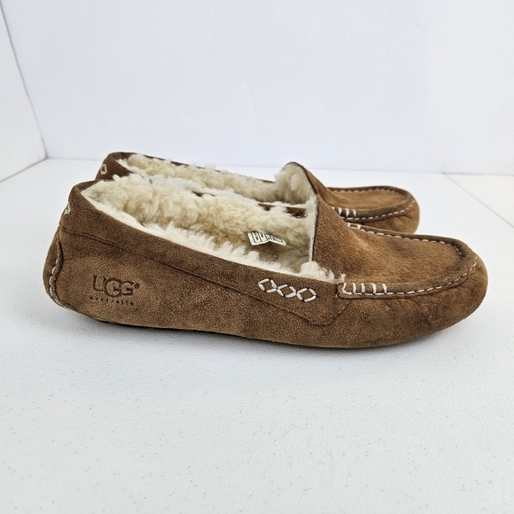 UGG Ansley Women's Brown Suede Slippers with Sheepskin Lining 8 - Picture 3 of 12